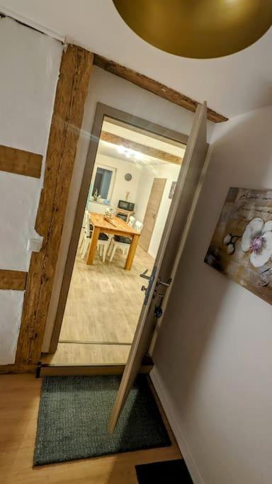 Fewo Im Lehm-Fachwerkhaus Erfurt Mit 3 Einzelnen Schlafzimmern Je Mit Tv Kültér fotó